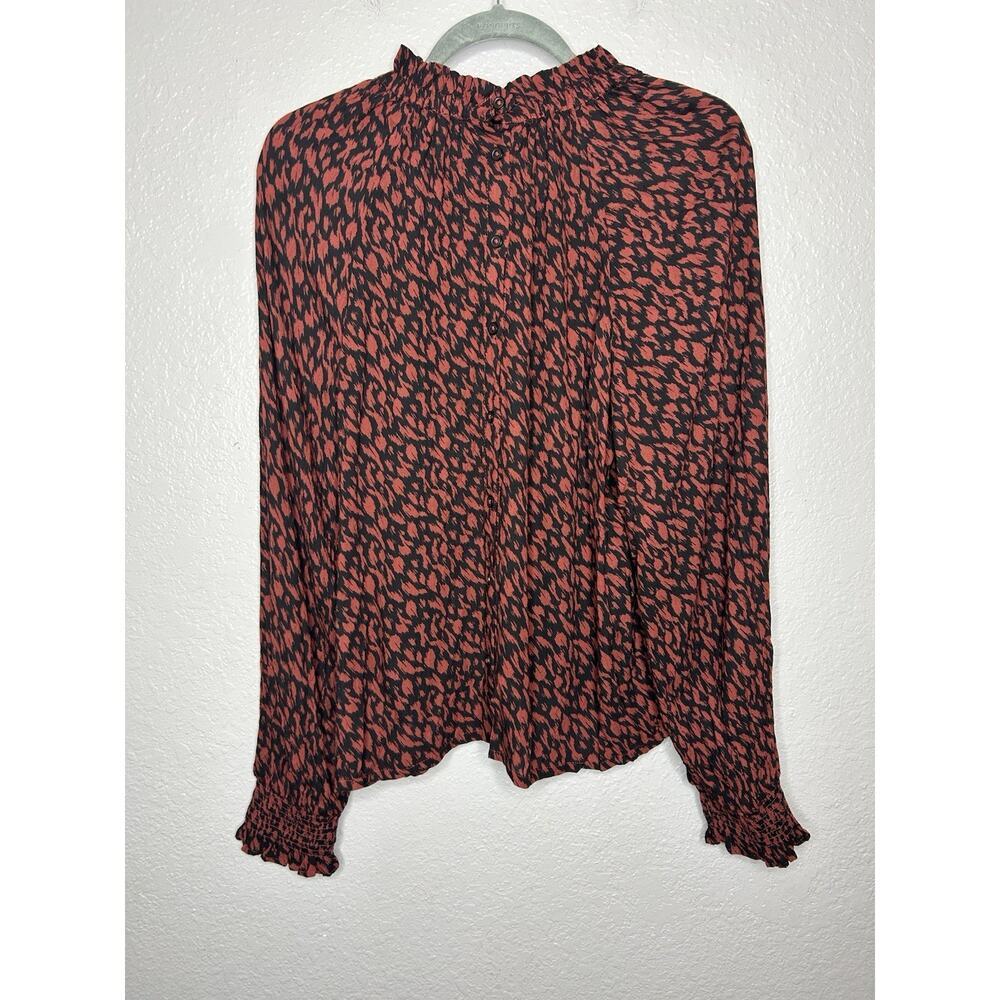 Garnet Hill Red Black Mock Neck Animal Print Long Sleeve Blouse Size Medium - Picture 2 of 11